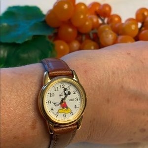 Disney Mickey Mouse wristwatch